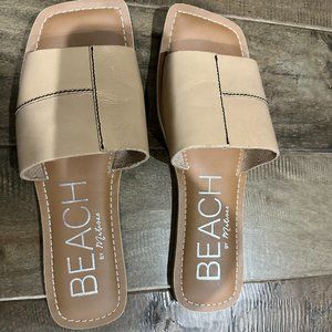 Beach by Matisse Tan Sandals Sz9M